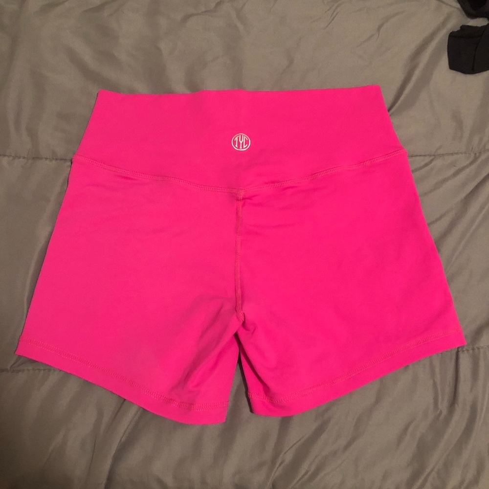 Tilyoucollapse Shorts